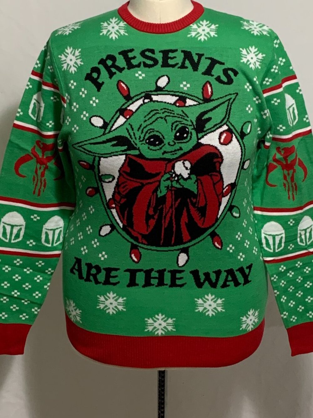 Ugly Christmas Sweater Star Wars Mandalorian Grogu Presents Are The Way MENS M